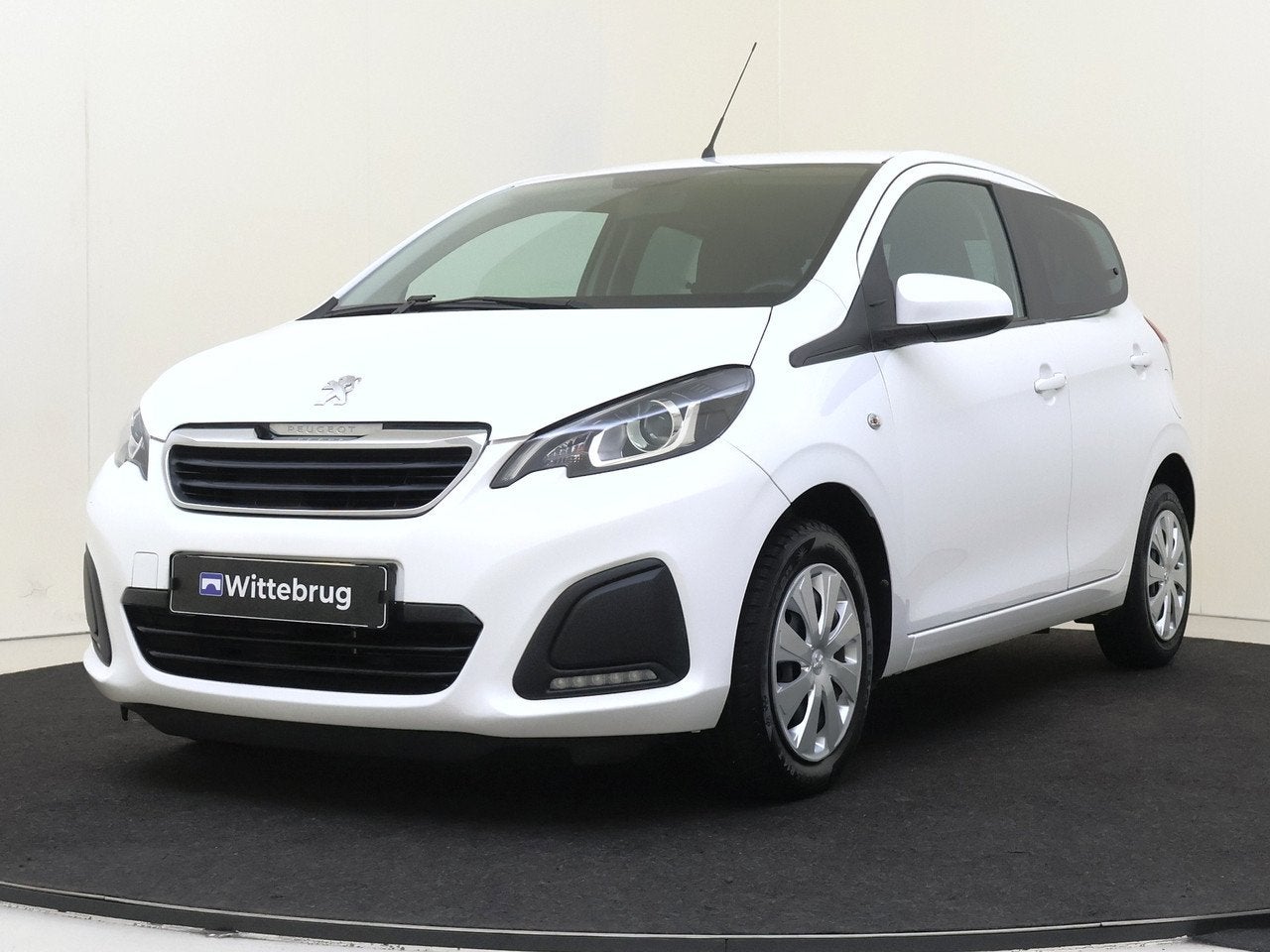 Peugeot 108 1.0 e-VTi Active Airco | Camera (bj 2021), Voorwielaandrijving, Gebruikt, 4 stoelen, Wit