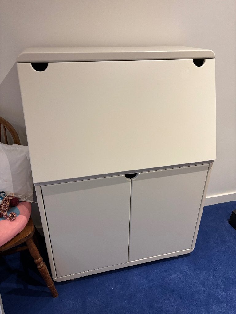 Kinderbureau (gratis ophalen), Huis en Inrichting, Bureaus, Gebruikt, Kinderbureau, 85 cm, Overige merken