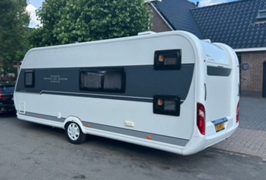 Hobby De Luxe 540 KMFe met Air voortent en vaste luifel, Caravans en Kamperen, Caravans, Stapelbed, Rondzit, Hobby, Particulier