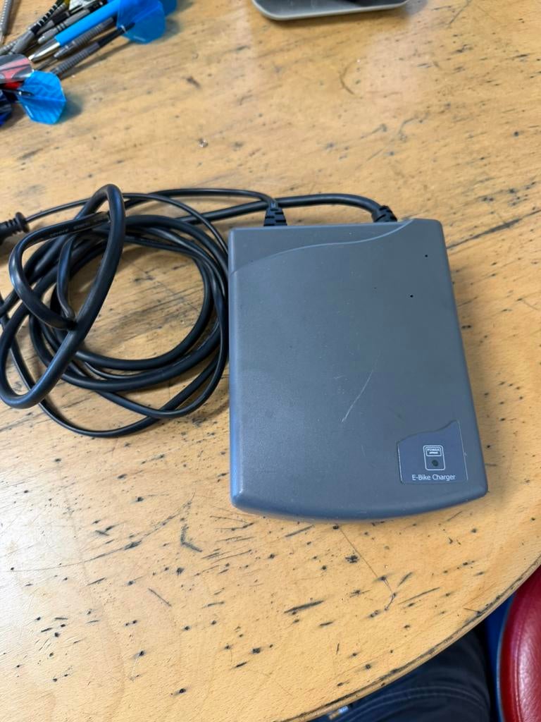 Te koop oplader elektrische fiets sparta batavus koga, Ophalen of Verzenden, Gebruikt