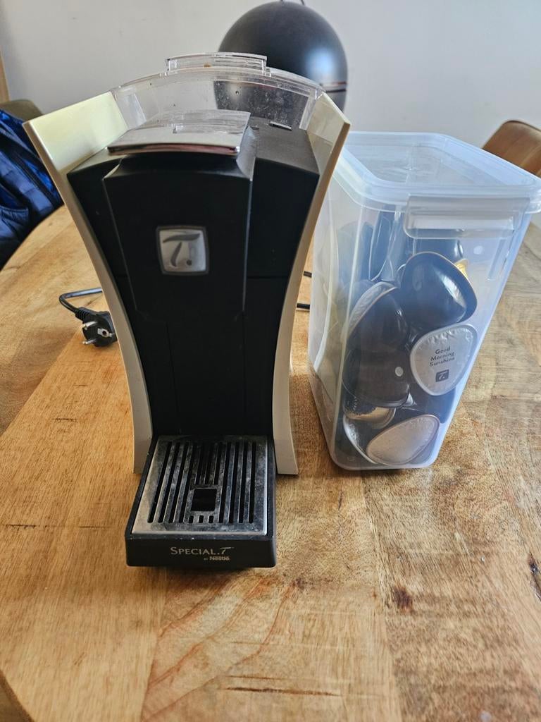 Special T Nestlé theemachine, Koffiepads en cups, Overige modellen, Ophalen of Verzenden, Zo goed als nieuw