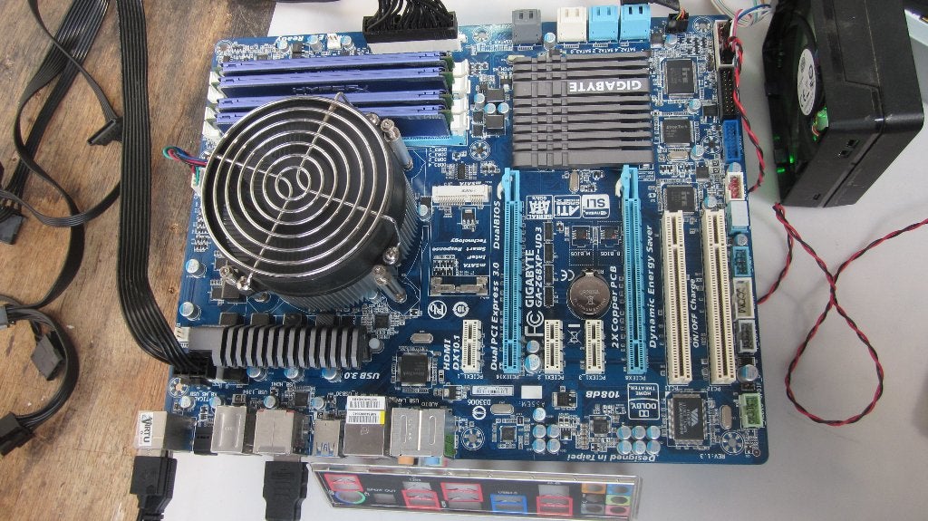Gigabyte GA-Z68XP-UD3 i5-2400S 4 x 4GB DDR3, Gebruikt, 2 tot 3 Ghz, Ophalen of Verzenden, Intel Core i5