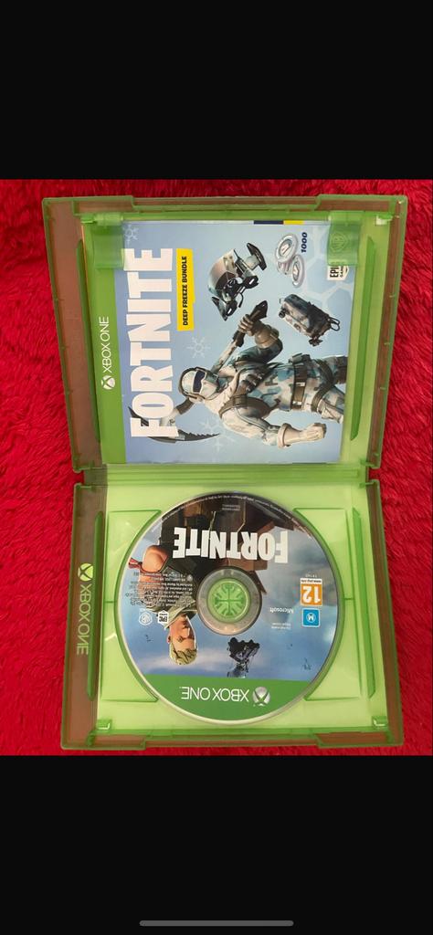 Fortnite Deep Freeze Bundle Xbox One, Spelcomputers en Games, Ophalen, Online, Shooter, Zo goed als nieuw