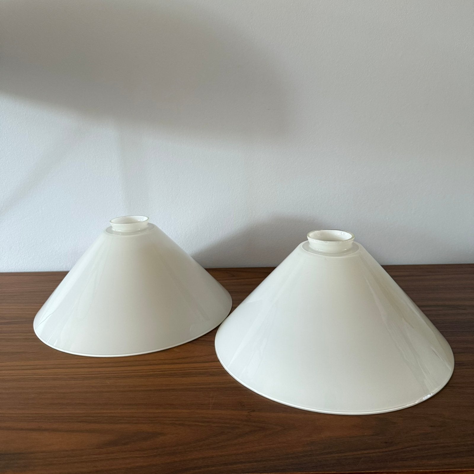 Glazen lampenkappen, opaline glas, vintage, jr 50/60, netjes, Huis en Inrichting, Ophalen of Verzenden, Zo goed als nieuw, Glas