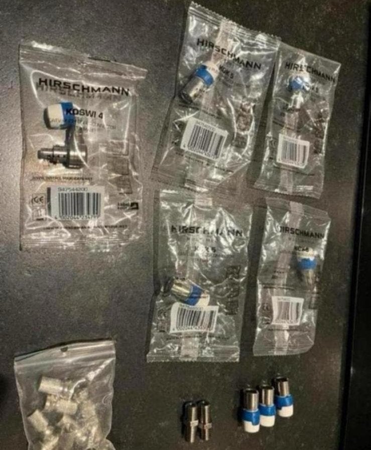 Hirschmann connectors divers NIEUW, Ophalen of Verzenden, Nieuw