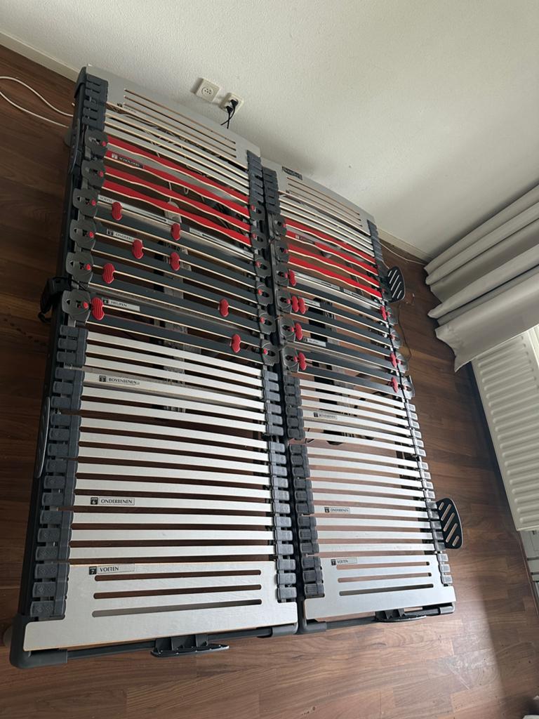 2 elektrische 6 zone lattenbodems 80 x 200, Ophalen, Gebruikt, Eenpersoons, 80 cm