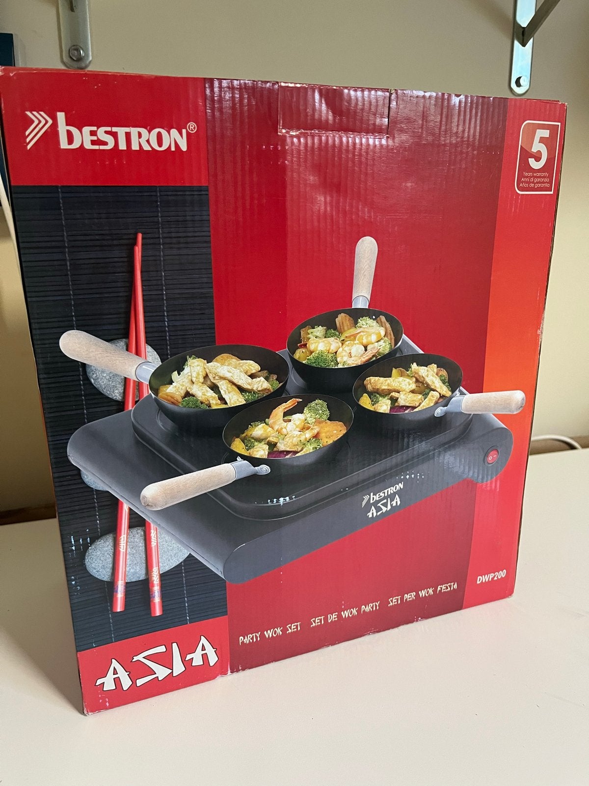 Bestron Asia Party Wok Set DWP200, Ophalen, Nieuw, 4 t/m 7 personen