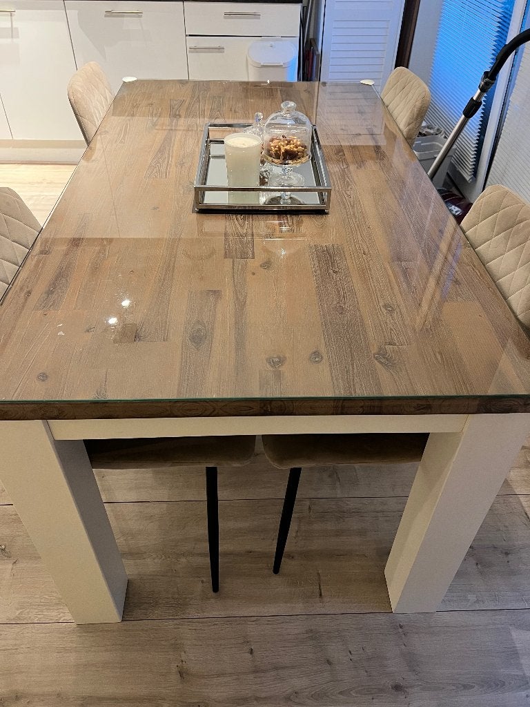 Eettafel + 4 eetstoelen, Ophalen, 50 tot 100 cm, Zo goed als nieuw, 150 tot 200 cm