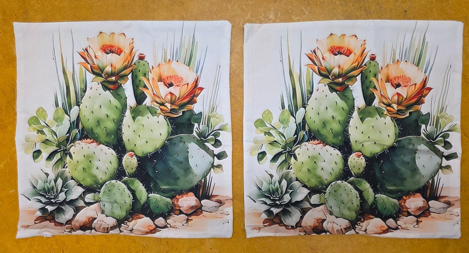 2X Nieuwe kussenhoes CACTUS. ( keuze uit 3 sets), Huis en Inrichting, Ophalen of Verzenden, Nieuw, Meerkleurig, Vierkant