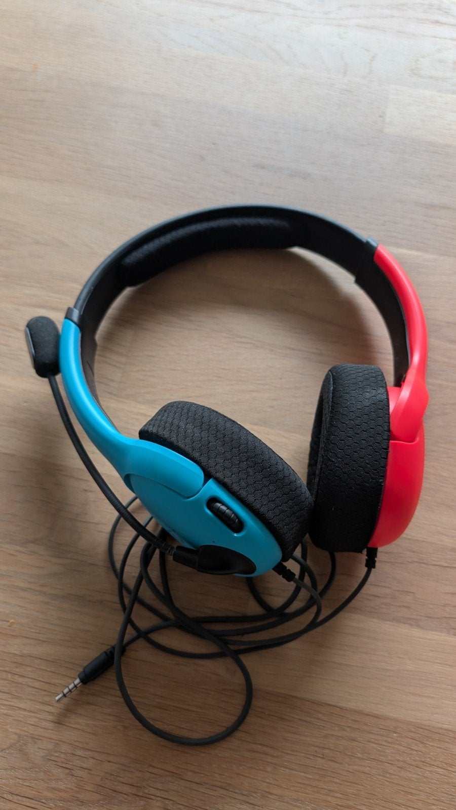 PDP Gaming Headset voor Nintendo Switch (Rood/Blauw), Ophalen of Verzenden, Gebruikt, Switch 2019 Upgrade
