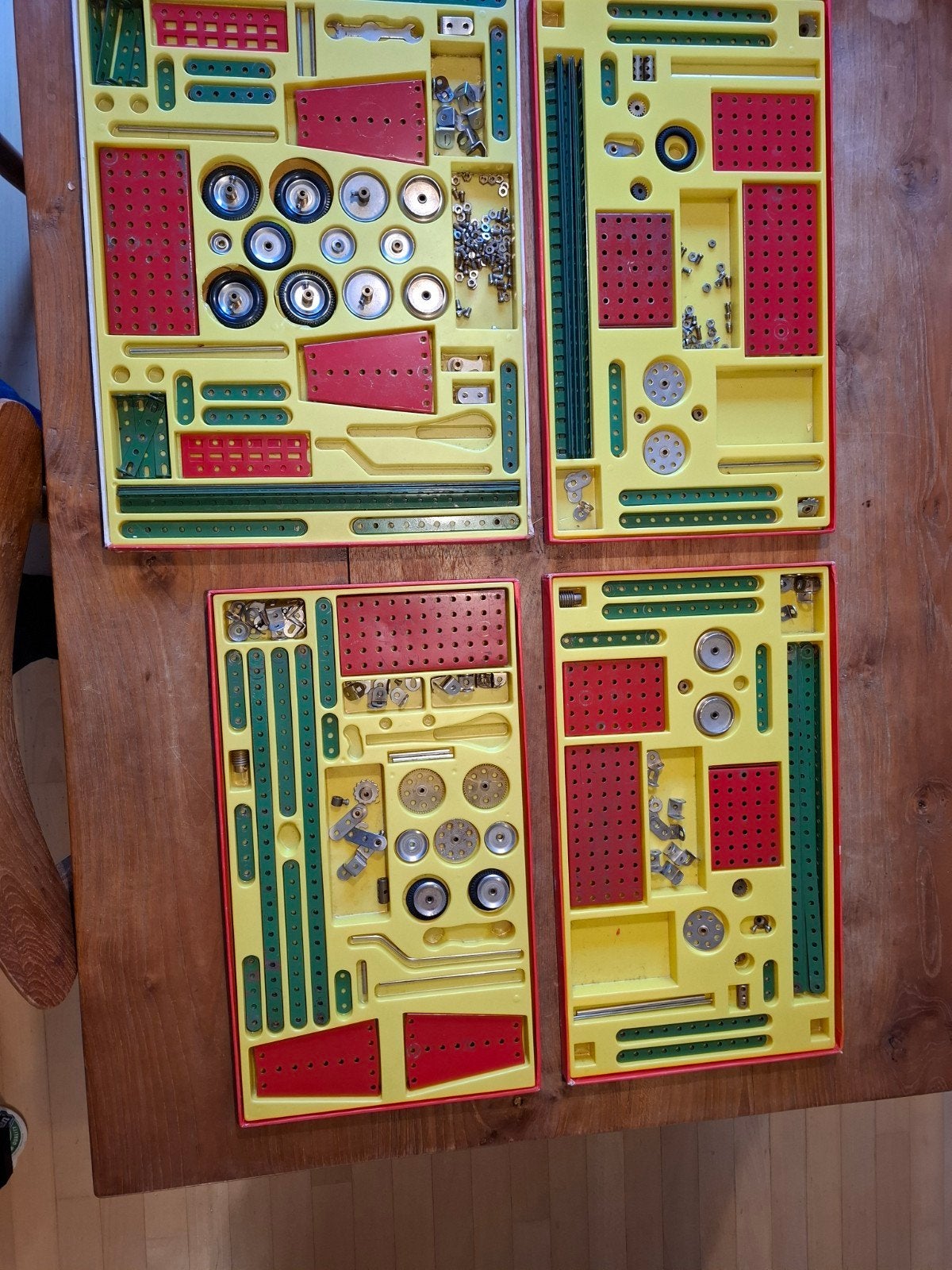 Antiek meccano, Ophalen