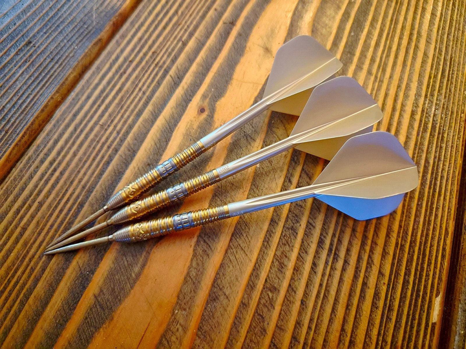 Target Swiss Point dartpijlen 5 setten, Sport en Fitness, Darts, Ophalen of Verzenden, Zo goed als nieuw, Pijlen