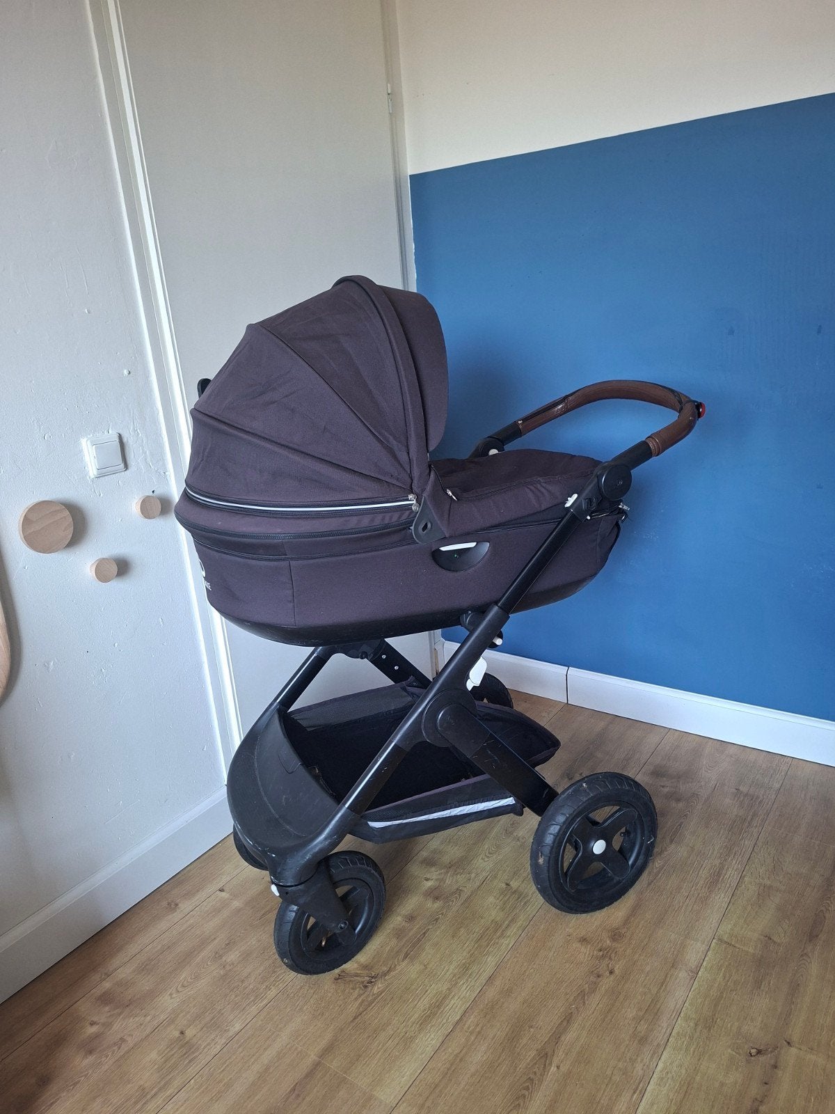 Stokke Trailz kinderwagen zwart, Gebruikt, Met reiswieg, Ophalen, Kinderwagen
