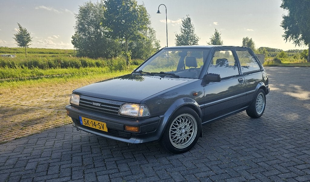 Toyota Starlet 1.3 XL 1987, Stof, 4 cilinders, Starlet, 400 kg