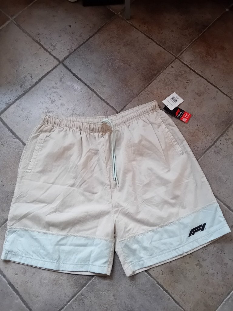 Formule 1 short maat 2xl, Beige, Nieuw, Overige maten, Ophalen of Verzenden