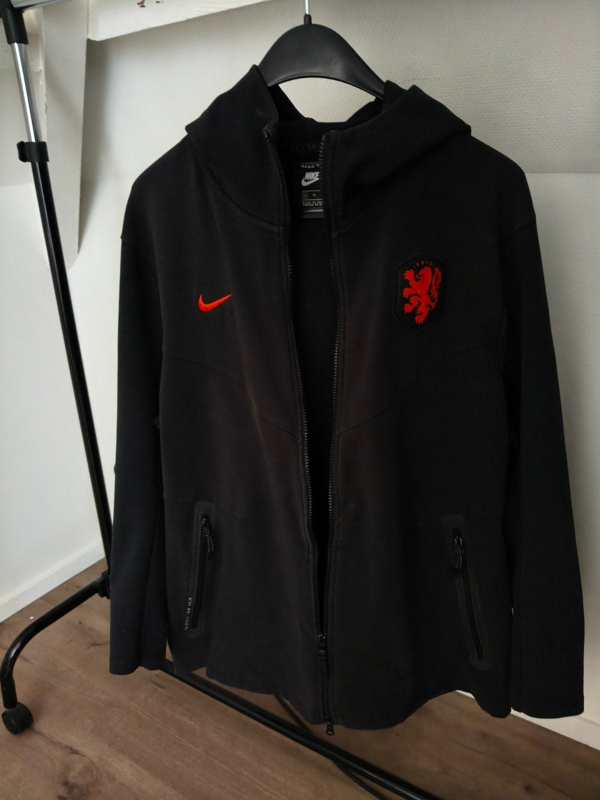 Heren XL - Nike Tech Fleece Vestje 2020 KNVB Nederland Zwart, Maat XL, Ophalen of Verzenden, Gebruikt, Trainingspak