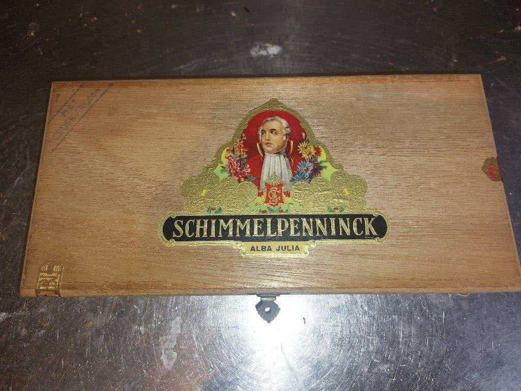 schimmelpenninck sigarendoos vol met spaans ceder fineer, Verzamelen, Rookartikelen, Aanstekers en Luciferdoosjes, Gebruikt, Tabaksdoos of Verpakking