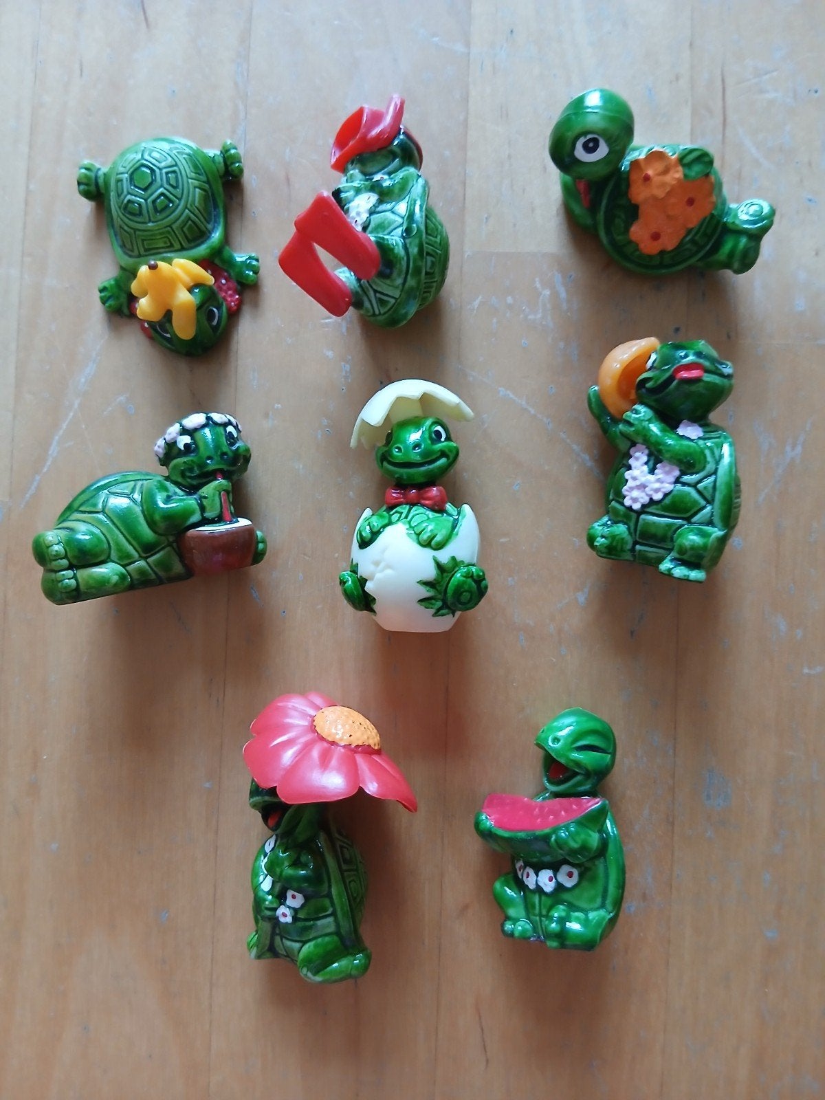 8 schildpad figuurtjes - Kindersurprise / Ferrero, Ophalen of Verzenden, Hardplasticfiguren