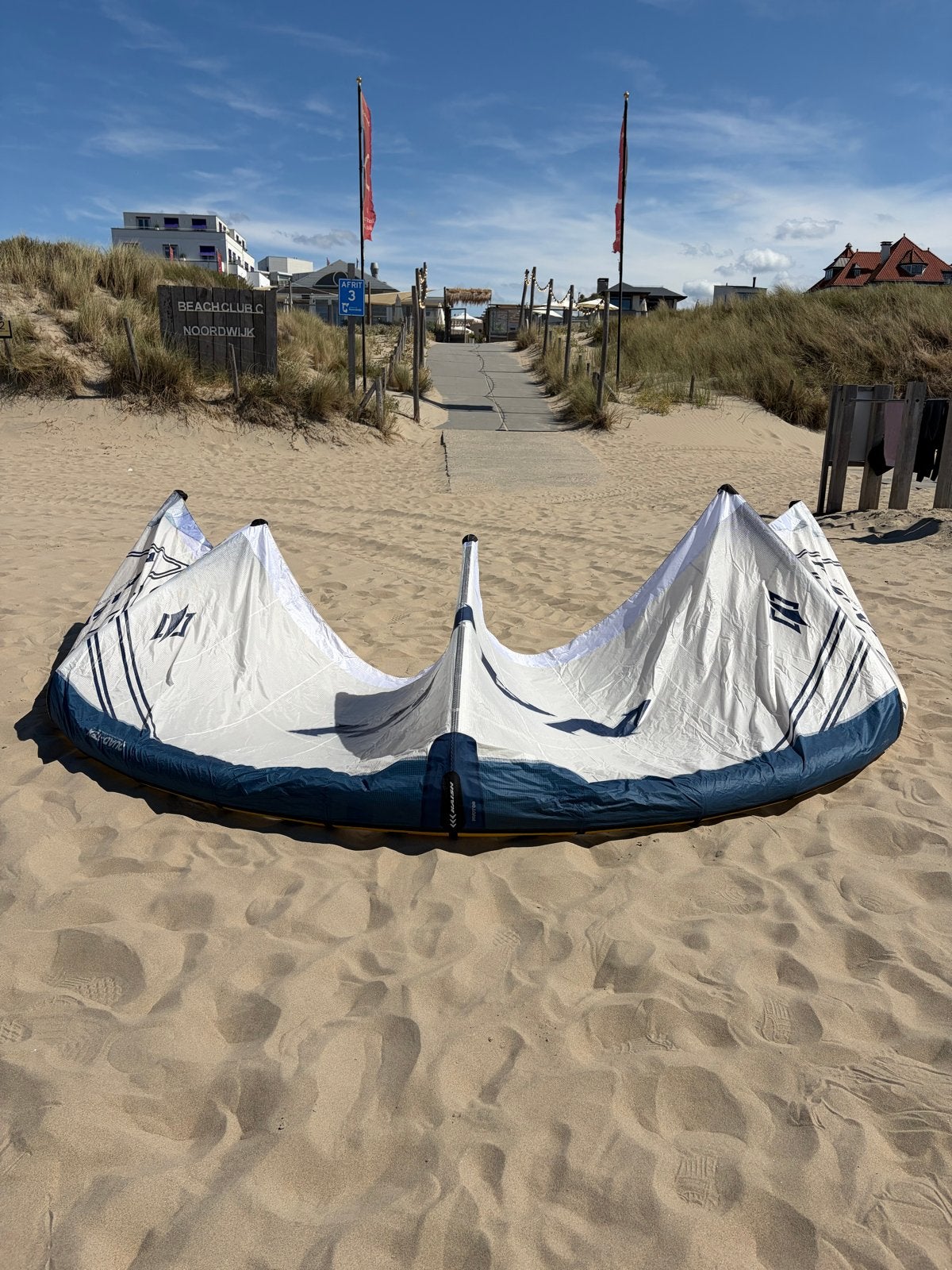 Naish Pivot N-Vision 9m kite in goede staat, Watersport en Boten, Ophalen of Verzenden, Gebruikt, 9 m², Kite