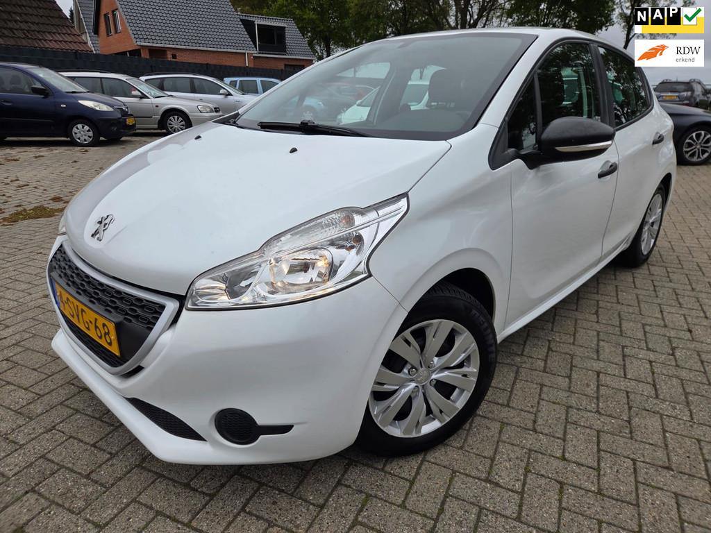 Peugeot 208 1.0 VTi Access 5Drs 2013. Airco/Cruise/CV etc.., Voorwielaandrijving, Euro 5, Gebruikt, Origineel Nederlands