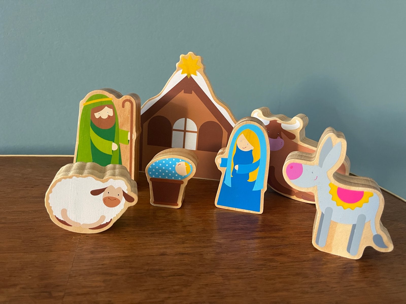 Houten kerststal van het merk Sunny Sue - zevendelig, Diversen, Ophalen of Verzenden, Zo goed als nieuw