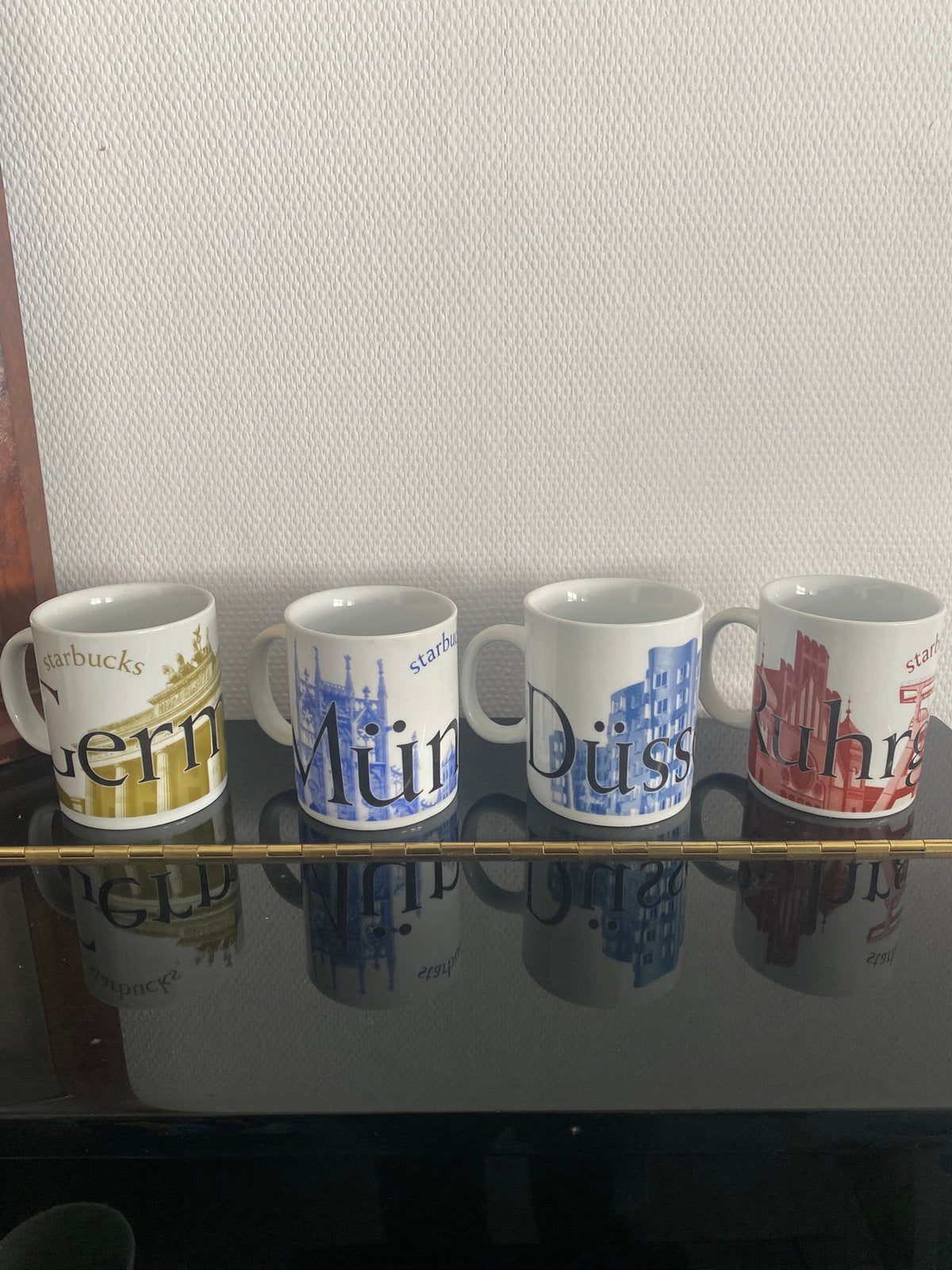 Starbucks city mugs Duitsland, Ophalen of Verzenden, Zo goed als nieuw, Overige stijlen, Kop(pen) en/of Schotel(s)