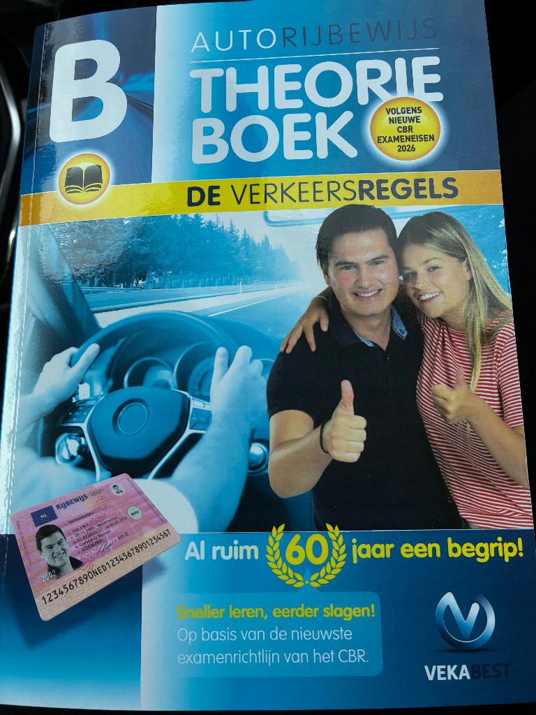 Theorie boek auto veka best, Ophalen, Alpha, Zo goed als nieuw, Niet van toepassing