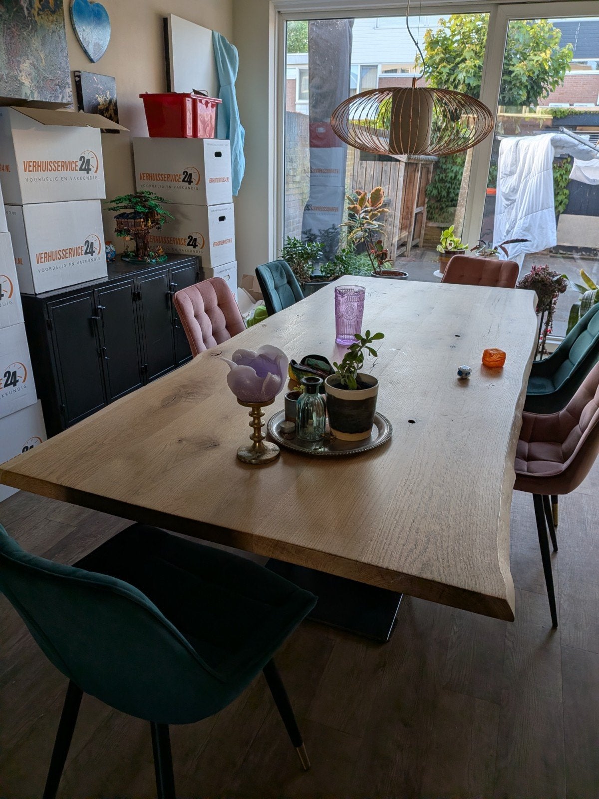 Boomstamtafel met stalen V-onderstel, Huis en Inrichting, Tafels | Eettafels, Ophalen, Gebruikt, 100 tot 150 cm, Eikenhout