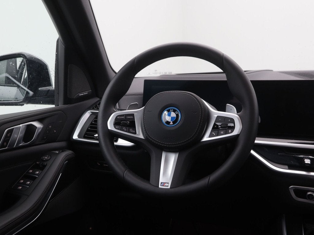 BMW X5 xDrive50e M Sport Pro SoH 100% (bj 2025, automaat), Auto's, BMW, Gebruikt, 2395 kg, Met garantie (alle), Overige brandstoffen