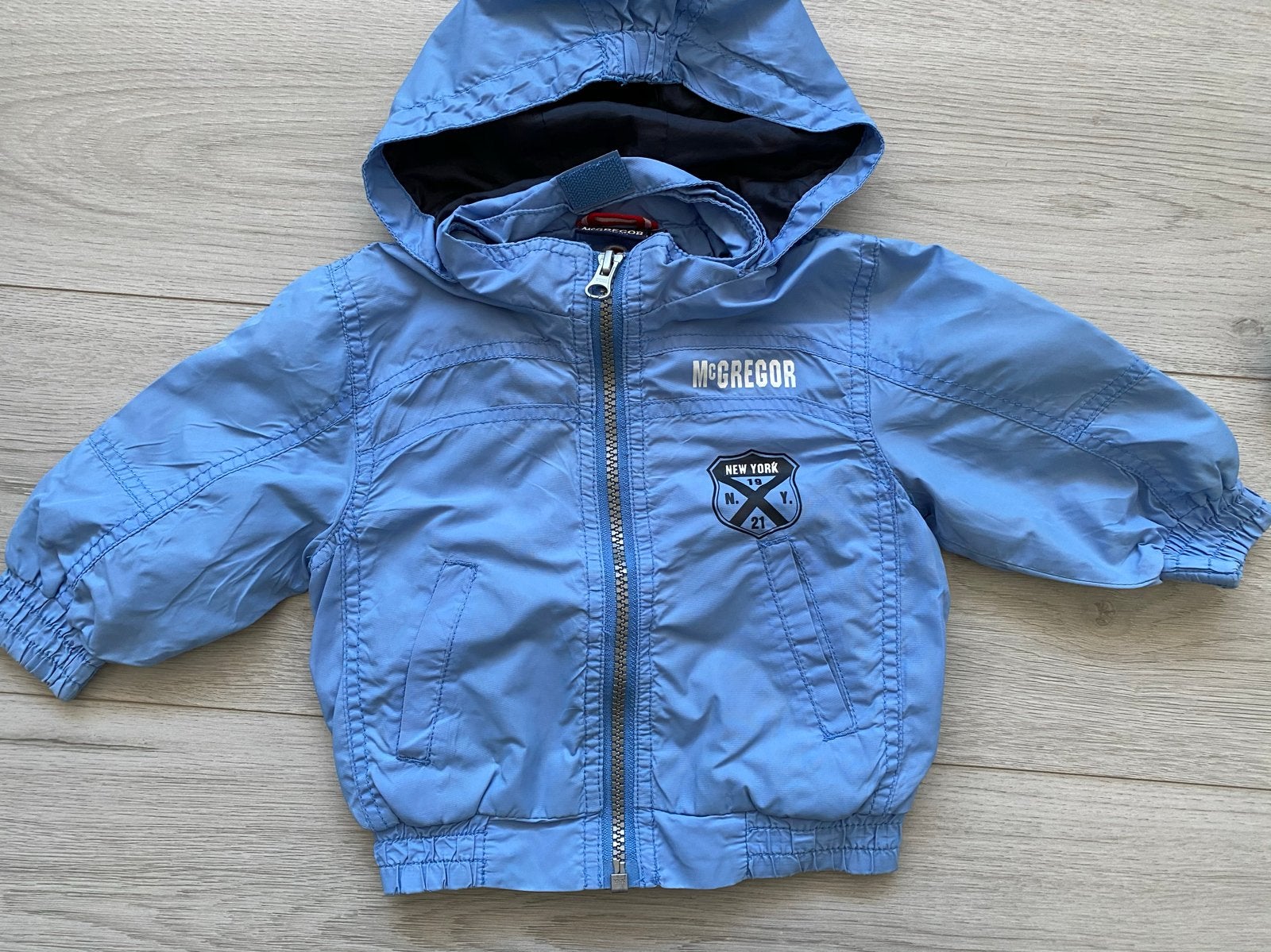 McGregor baby jasje maat 68, Kinderen en Baby's, Babykleding | Maat 68, Ophalen of Verzenden, Zo goed als nieuw, Jongetje, Jasje