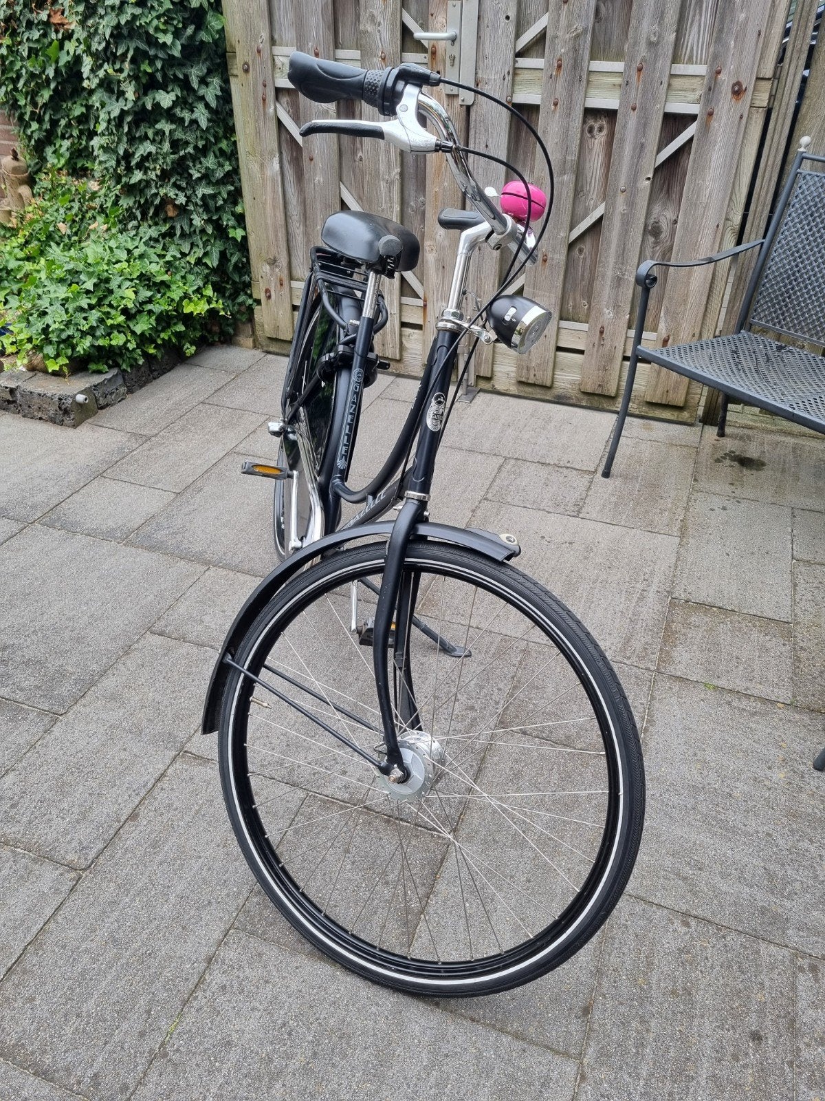 Gazelle Damesfiets Oma fiets  3 versnellingen, Fietsen en Brommers, Fietsen | Dames | Damesfietsen, Ophalen, Terugtraprem, Versnellingen