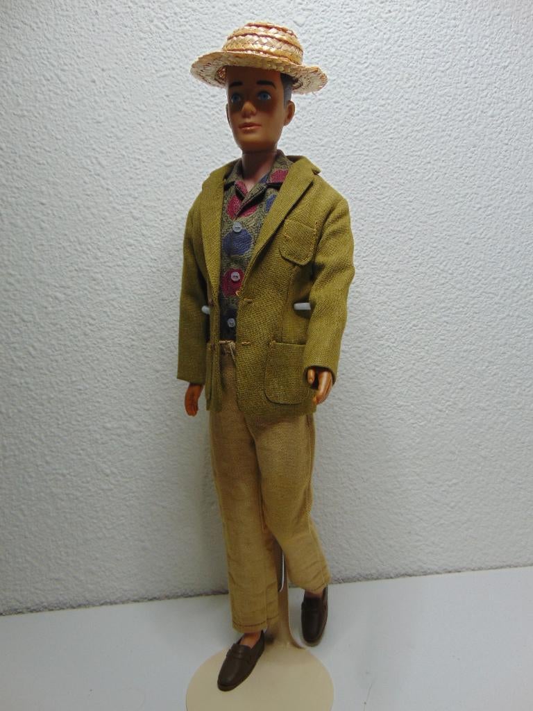 Ken Barbie pop met buig benen, Ophalen of Verzenden, Gebruikt, Pop