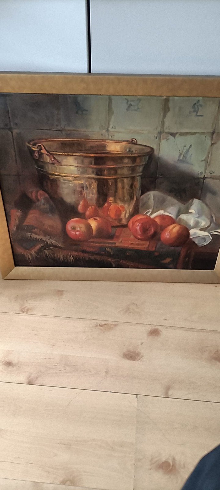 Stilleven met koperen emmer en fruit, gesigneerd, Ophalen