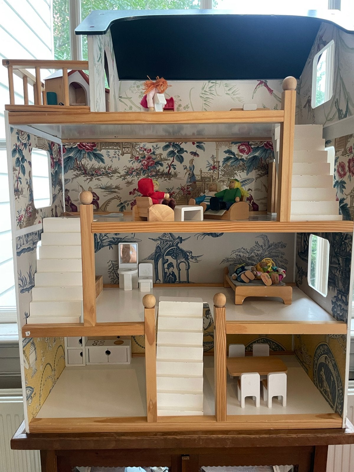 Petit Amelie poppenhuis met inhoud, Ophalen, Gebruikt, Poppenhuis