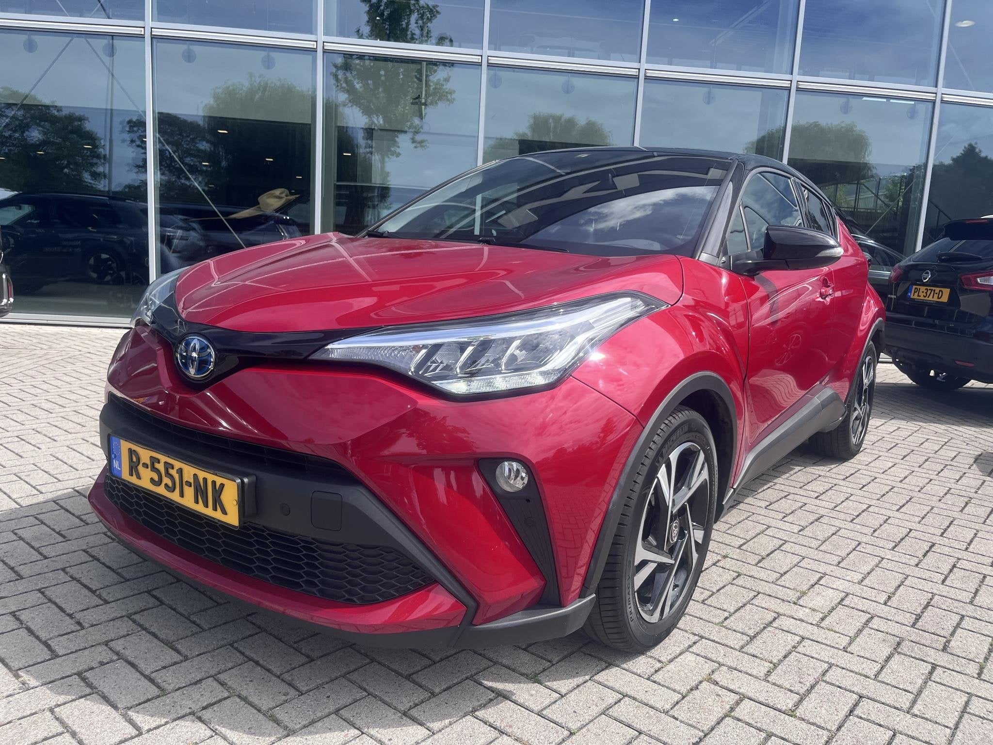 Toyota C-HR 1.8 Hybrid Style Trekhaak, Euro 6, 4 cilinders, Automatische klimaatregeling, Leder en Stof