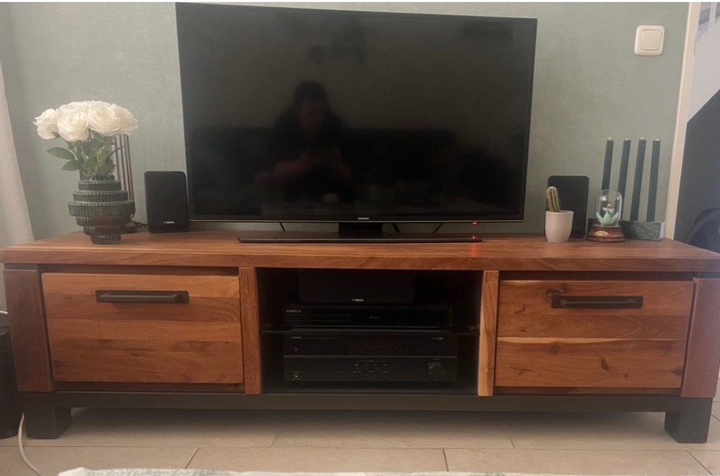 Tv meubel (Henders en Hazel) T.E.A.B, Huis en Inrichting, Ophalen, Overige materialen, 150 tot 200 cm, Zo goed als nieuw