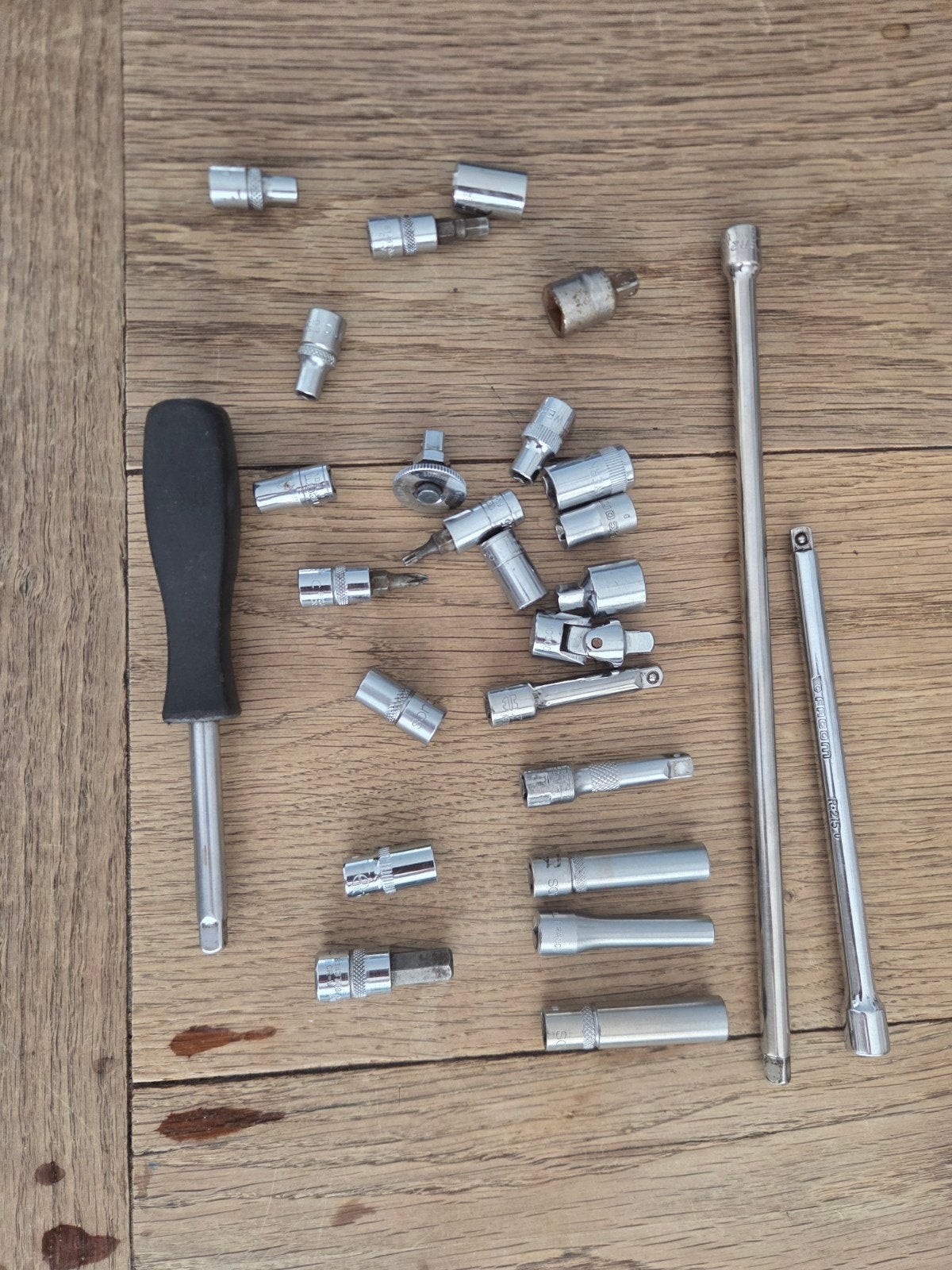 Gereedschapsset met doppen en schroevendraaier, Ophalen of Verzenden, Gebruikt, Gereedschapsset, Facom