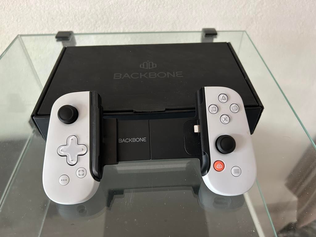 Backbone One Lightning iPhone Controller (werkt perfect), Ophalen of Verzenden, Zo goed als nieuw, Controller