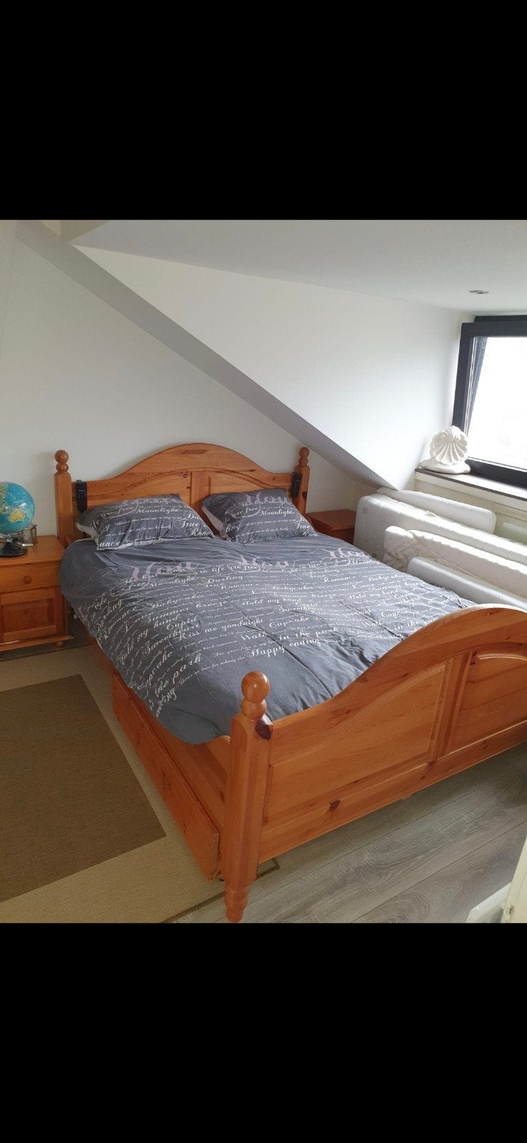 2 persoons elektrische verstelbaar grenen bed 160x200, Huis en Inrichting, Slaapkamer | Complete slaapkamers, Ophalen, Gebruikt