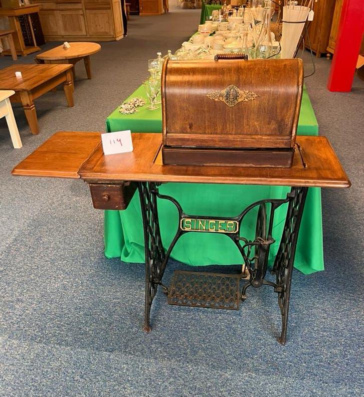 Antieke Singer Naaimachine met Houten Kast en Onderstel, Antiek en Kunst, Ophalen