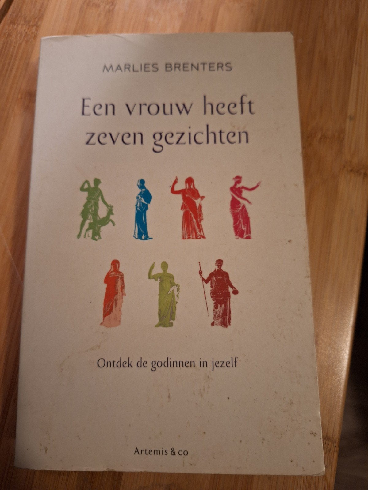 Een vrouw heeft zeven gezichten - Marlies Brenters, Ophalen of Verzenden, Gelezen, Marlies Brenters