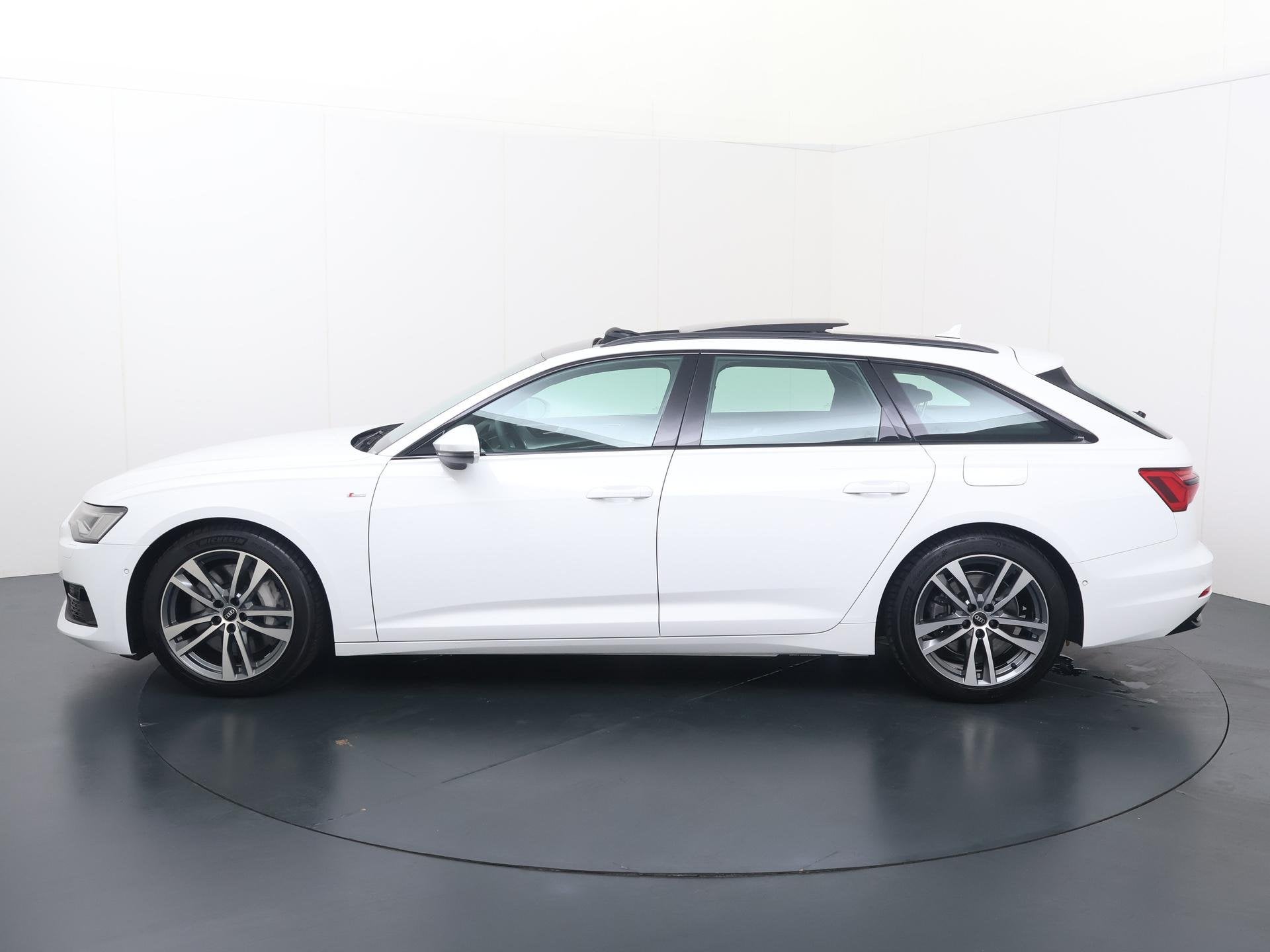 Audi A6 Avant 50 TFSI e quattro S edition | 299 PK | SoH 100, Auto's, Audi, Gebruikt, 4 cilinders, Wit, Plug-in hybride