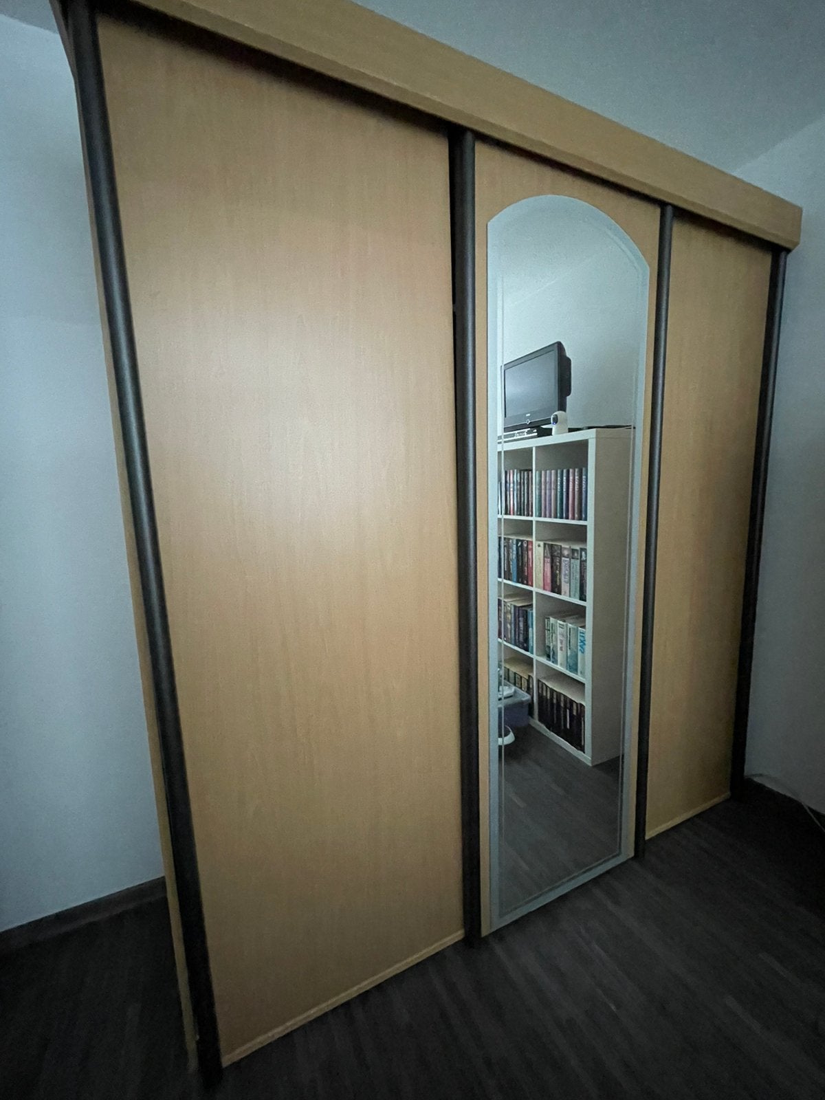 3 Schuifdeuren kleding kast, Ophalen, Zo goed als nieuw, 50 tot 75 cm, 200 cm of meer