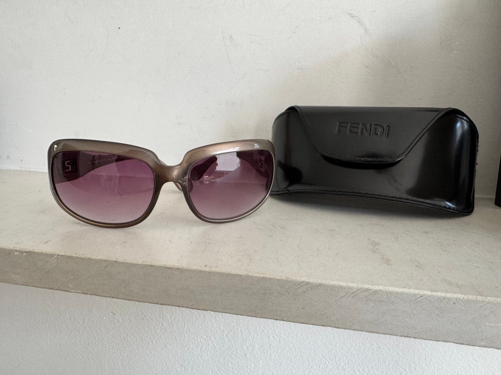 Zonnebril fendi, Ophalen of Verzenden, Zo goed als nieuw, Overige merken