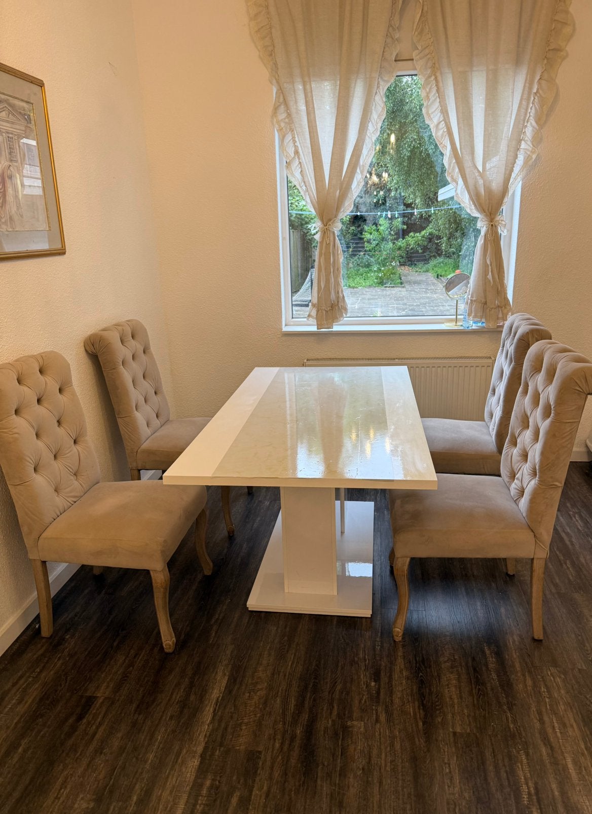 White High Gloss Dining Table + 4 Velvet Dining Chairs, Ophalen, Zo goed als nieuw, 4 tot 6 stoelen