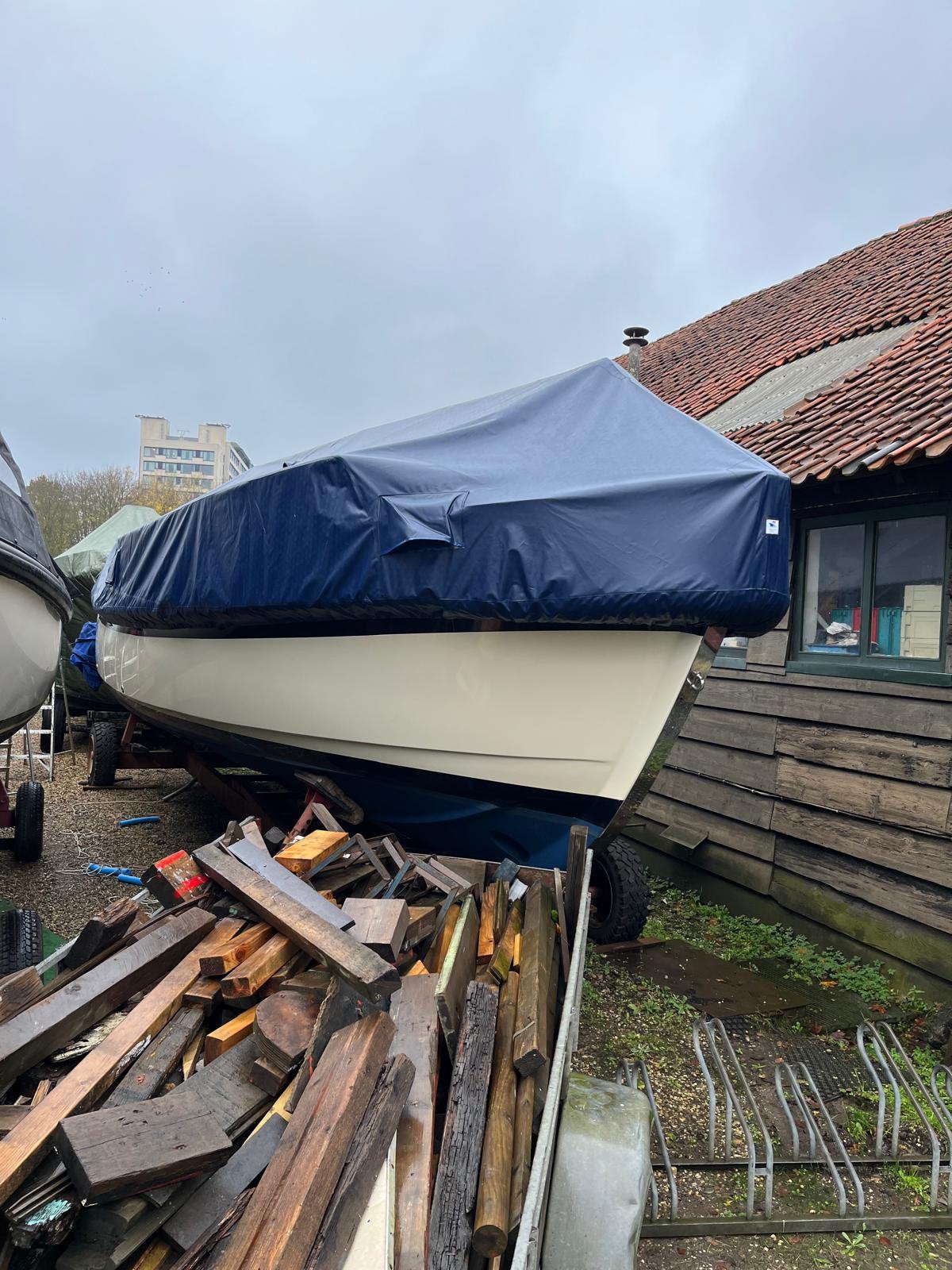 Winterkleed voor een Intercruiser 27, Ophalen, Zo goed als nieuw, Overige typen, Motorboot