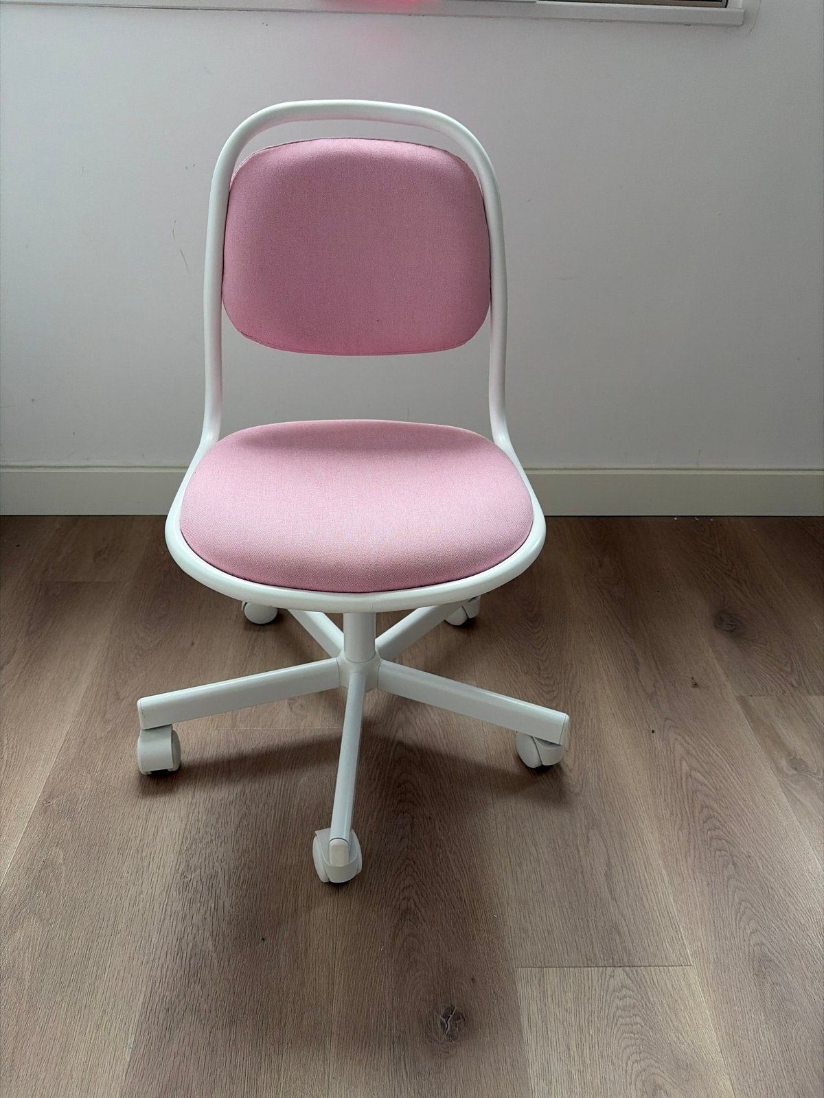 Ikea ÖRFJÄLL bureaustoel voor kinderen - Roze, Ophalen, Zo goed als nieuw, Roze, Bureaustoel