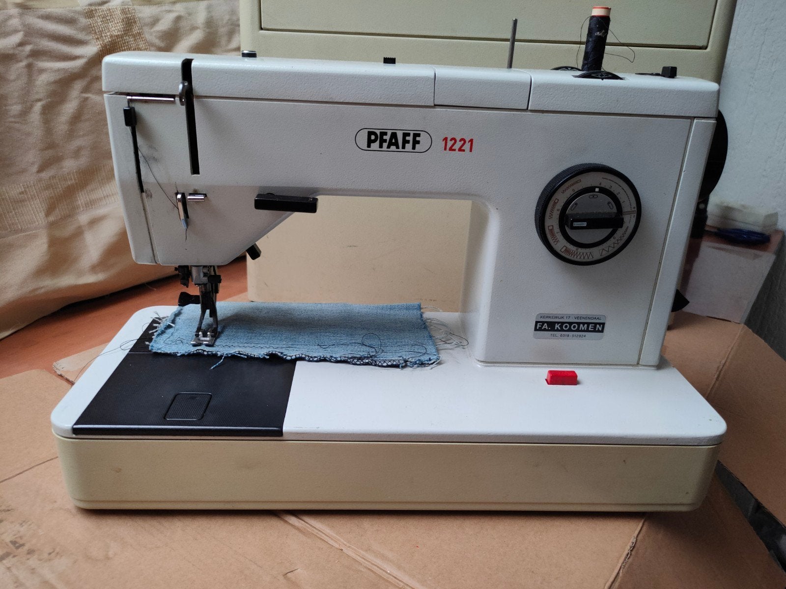 PFAFF 1221 IDT Dubbel transport proff. naaimachine., Ophalen of Verzenden
