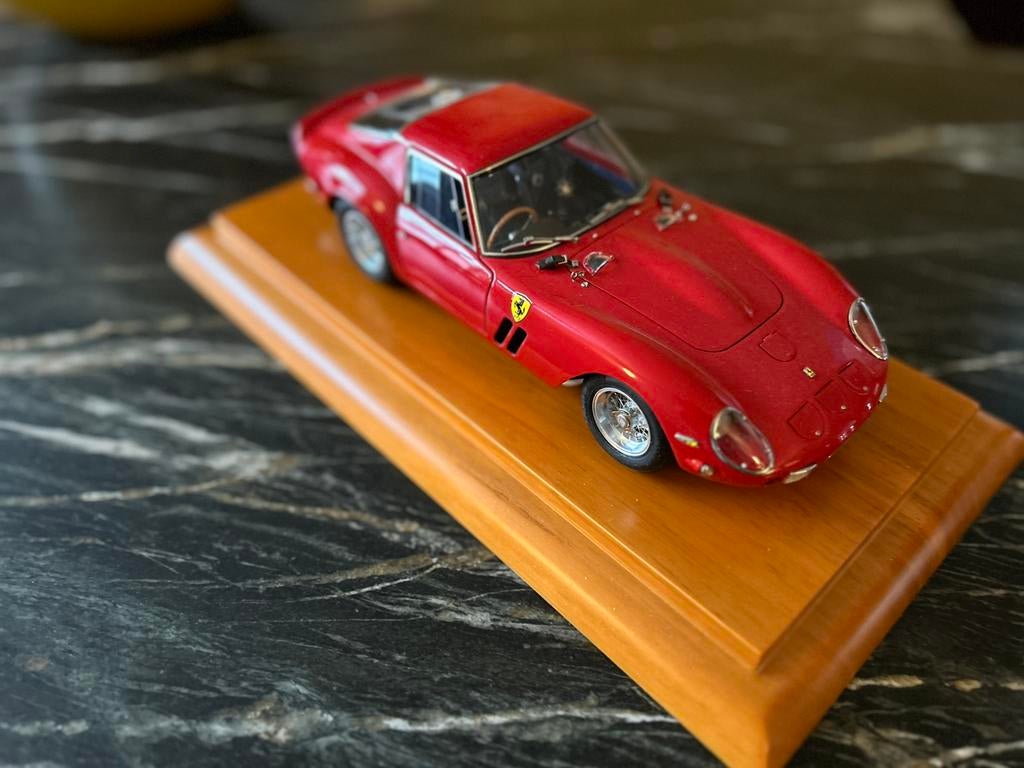 CMC Ferrari 250 GTO Rood zgan inclusief ovp, Hobby en Vrije tijd, Modelauto's | 1:18, Ophalen of Verzenden, Zo goed als nieuw