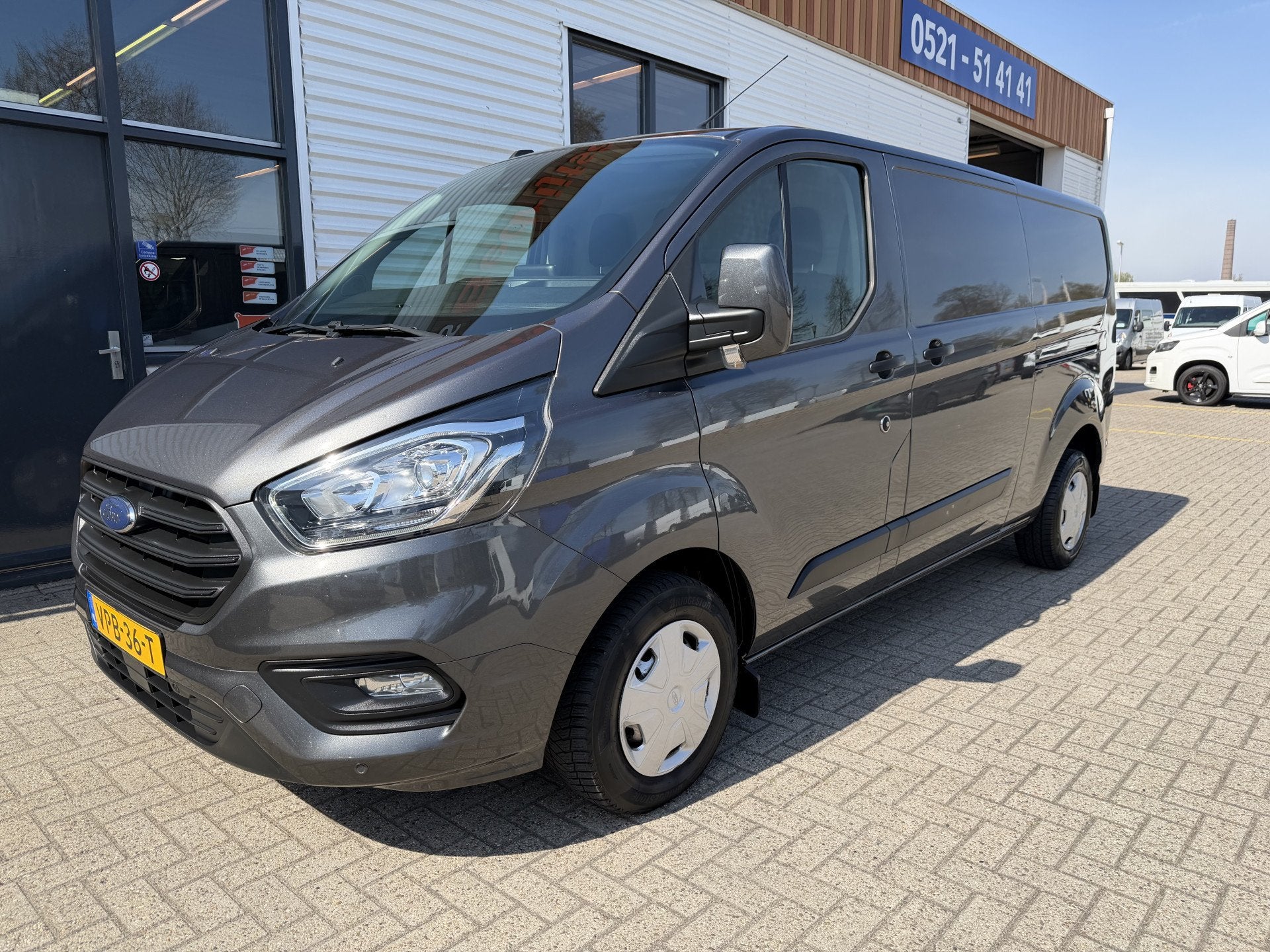 Ford Transit Custom 300 2.0 TDCI L2H1 Trend / vaste prijs ri, Auto's, Voorwielaandrijving, 4 cilinders, 2800 kg, Origineel Nederlands